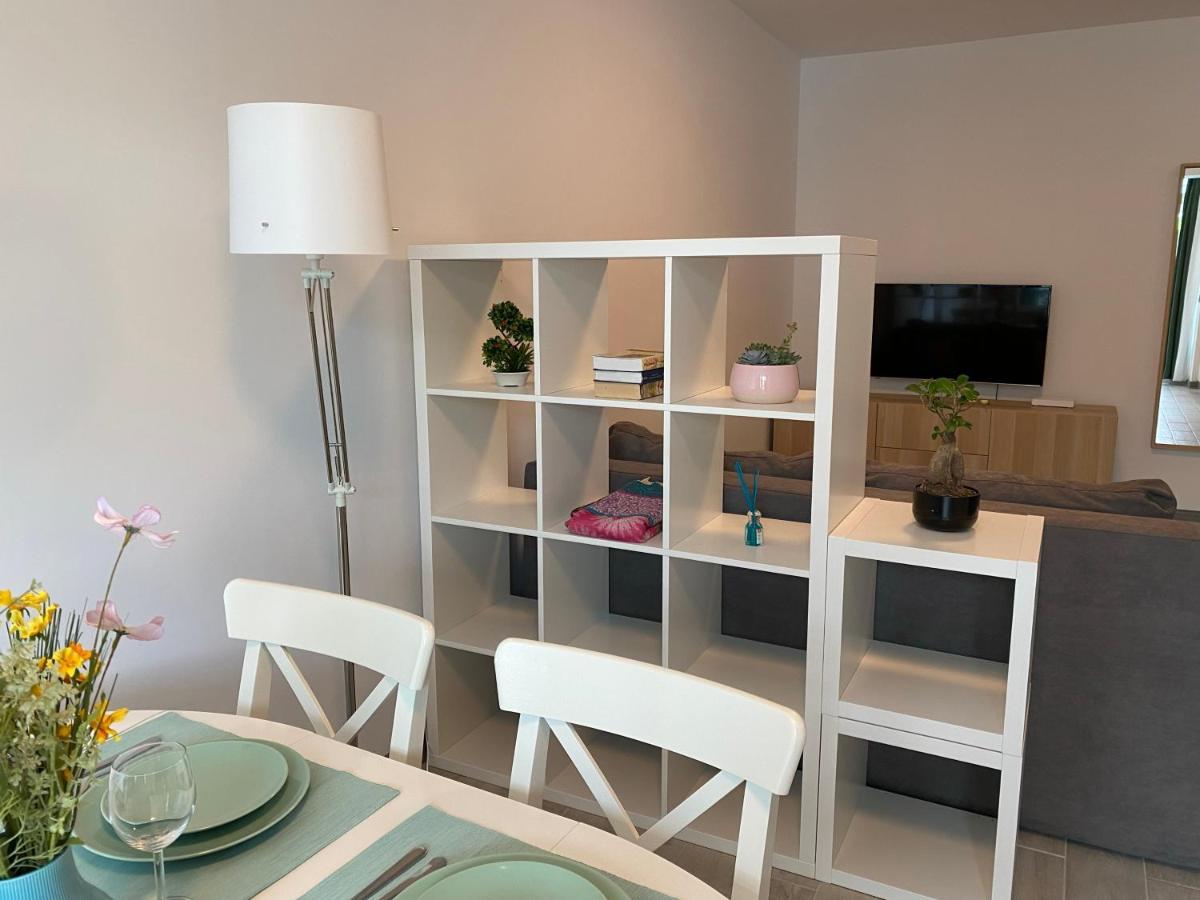 Deko Alezzi Mamaia Apartment *